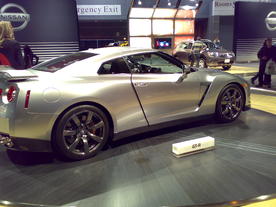 Nissan GT-R again ahead of Porsche