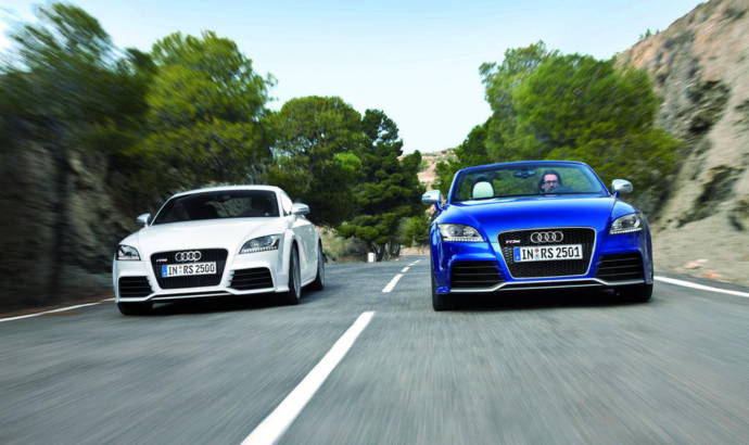 2010 Audi TT RS roadster and coupe