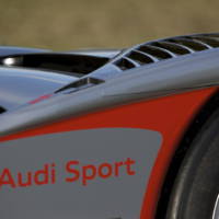 Audi R15 TDI the new LMP1 racing sports car