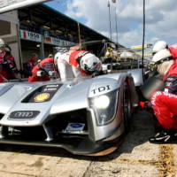 Audi R15 TDI wins 12 Hours of Sebring