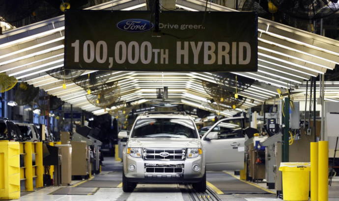 Ford produced 100000 hybrid SUVs