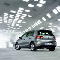 Volkswagen Golf VI GTD revealed