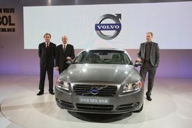 Volvo S80L launched in China