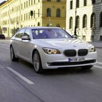 2009 BMW 760i and 760Li