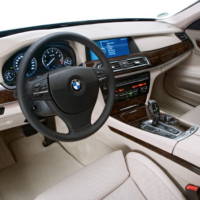 2009 BMW 760i and 760Li