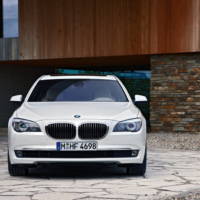 2009 BMW 760i and 760Li