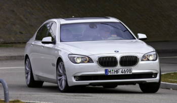 2009 BMW 760i and 760Li