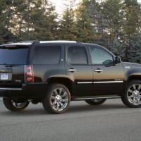 2009 GMC Yukon Denali Hybrid unveiled