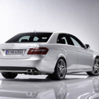 2010 Mercedes-Benz E63 AMG