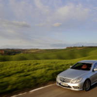 2010 Mercedes E Class Coupe photos and details