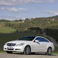 2010 Mercedes E Class Coupe photos and details