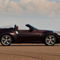 2010 Nissan 370Z Roadster unleashed