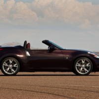 2010 Nissan 370Z Roadster unleashed