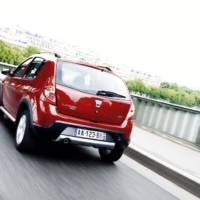 Dacia Sandero Stepway unveiled