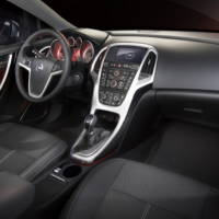 2010 Opel Astra Interior Images