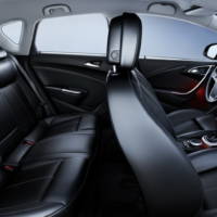 2010 Opel Astra Interior Images