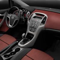 2010 Opel Astra Interior Images