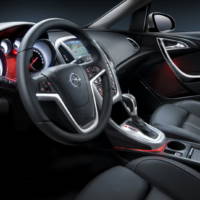 2010 Opel Astra Interior Images