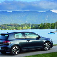 2010 Volkswagen Golf GTD photos and details