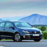 2010 Volkswagen Golf GTD photos and details