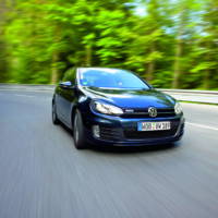 2010 Volkswagen Golf GTD photos and details