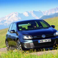 2010 Volkswagen Golf GTD photos and details