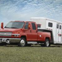 GM will stop producing Chevy Kodiak and GMC Topkick