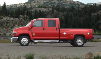 GM will stop producing Chevy Kodiak and GMC Topkick