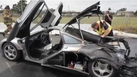 $2.5 Million McLaren F1 on fire