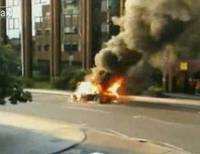 Lamborghini Gallardo on fire in UK