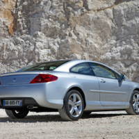 Peugeot 407 Coupe gets HDi Diesel engines