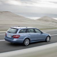 2010 Mercedes E Class Estate photos and details