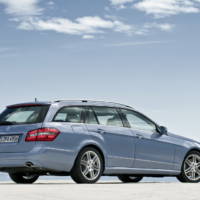 2010 Mercedes E Class Estate photos and details