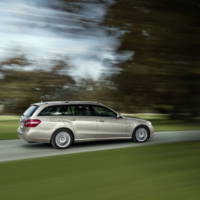 2010 Mercedes E Class Estate photos and details