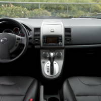 2010 Nissan Sentra and Sentra SE-R price