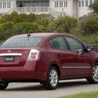 2010 Nissan Sentra and Sentra SE-R price