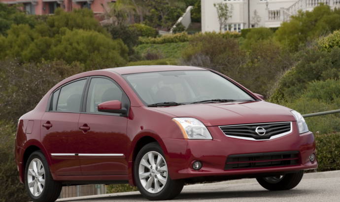 2010 Nissan Sentra and Sentra SE-R price