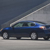 2010 Nissan Altima - Photos and Details