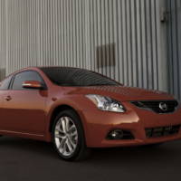 2010 Nissan Altima - Photos and Details