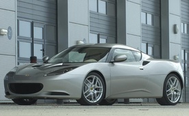 Lotus Evora named Performance Car of the Year 2009