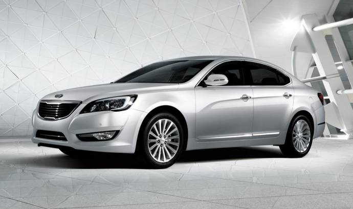 Kia Cadenza unveiled