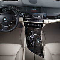 2011 BMW 5 Series - Photos and Details