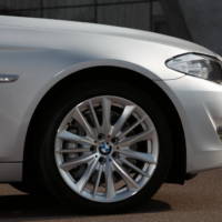 2011 BMW 5 Series - Photos and Details