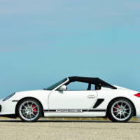 2011 Porsche Boxster Spyder photos and details