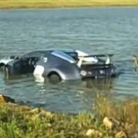 Video: Bugatti Veyron goes swimming