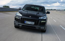 TECHART Porsche Cayenne Turbo sets Fullsize-SUV Speed Record