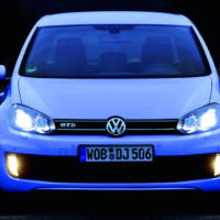 Volkswagen Golf VI gets LED lights