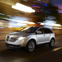 2011 Lincoln MKX luxury crossover