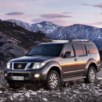 2010 Nissan Pathfinder and Navara Facelift