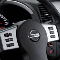 2010 Nissan Pathfinder and Navara Facelift